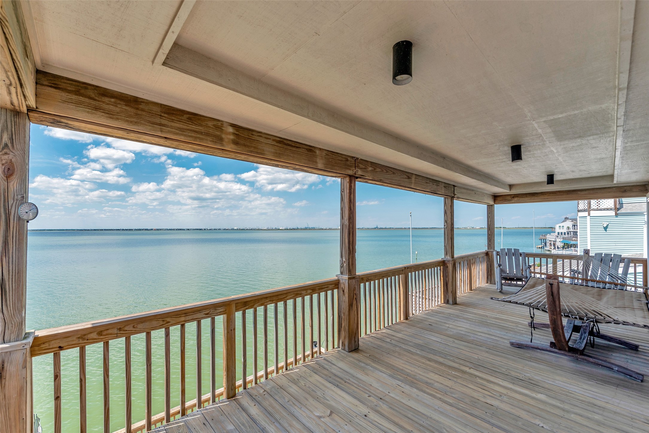 247 Isles End Road, Tiki Island, TX 77554