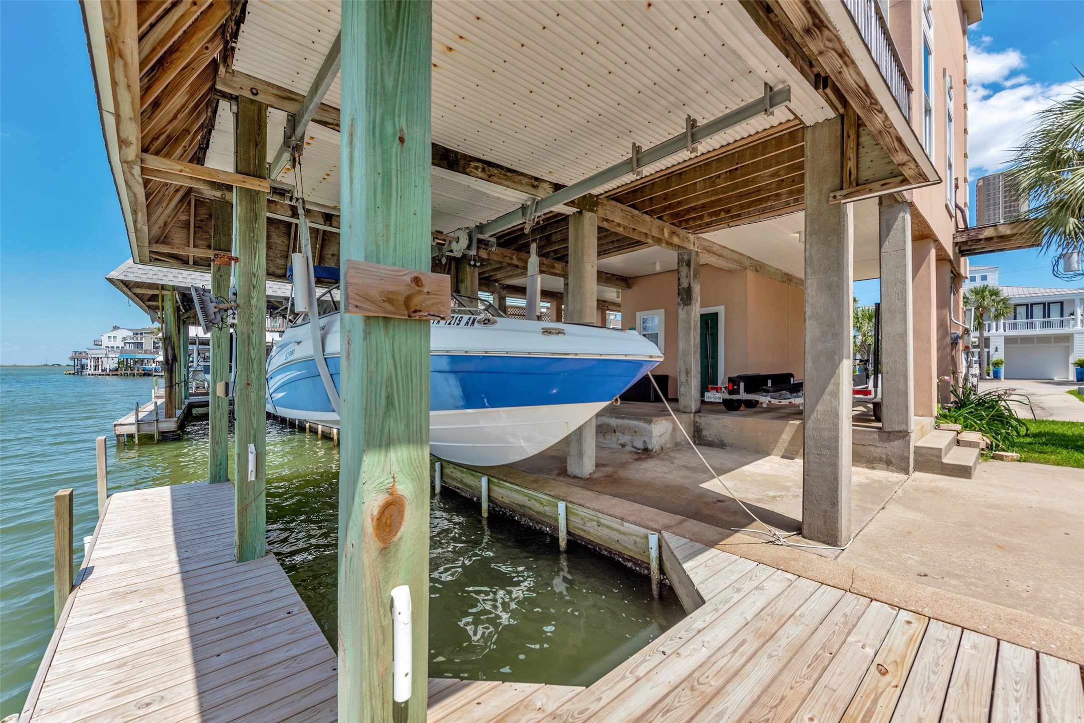 247 Isles End Road, Tiki Island, TX 77554
