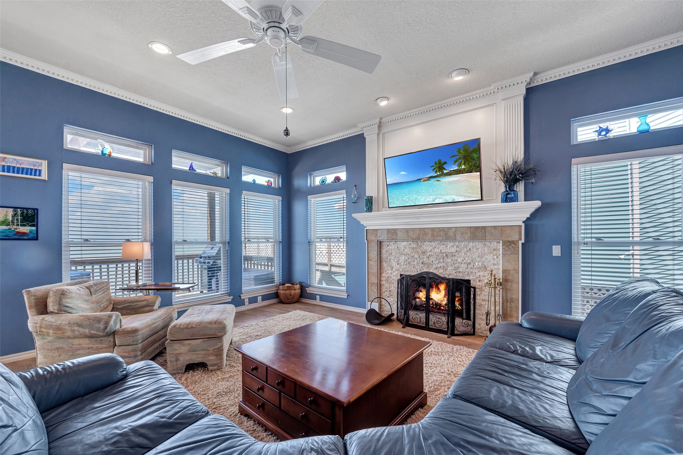 247 Isles End Road, Tiki Island, TX 77554