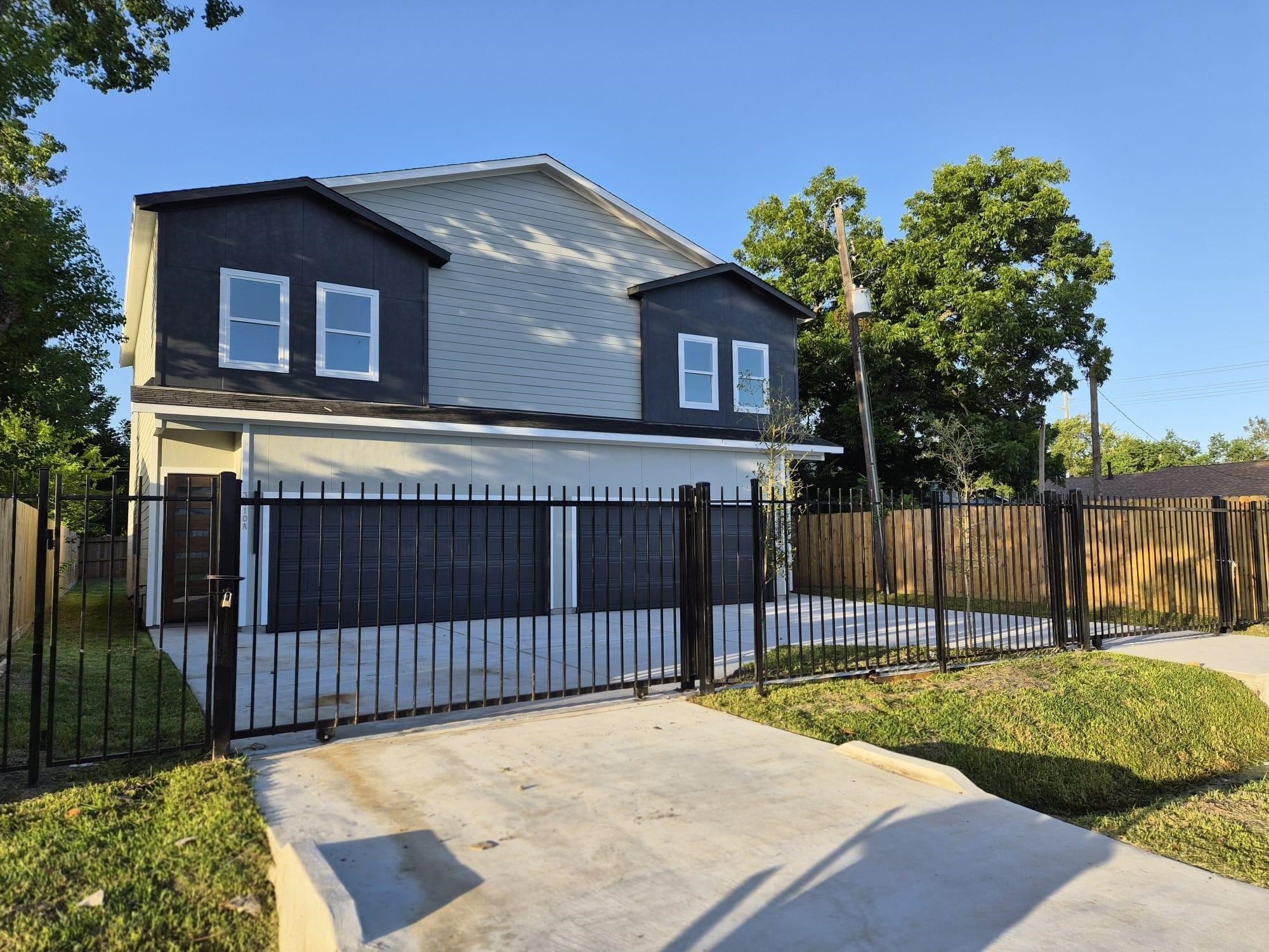 5013 Longmeadow Street, #A/B, Houston, TX 77033