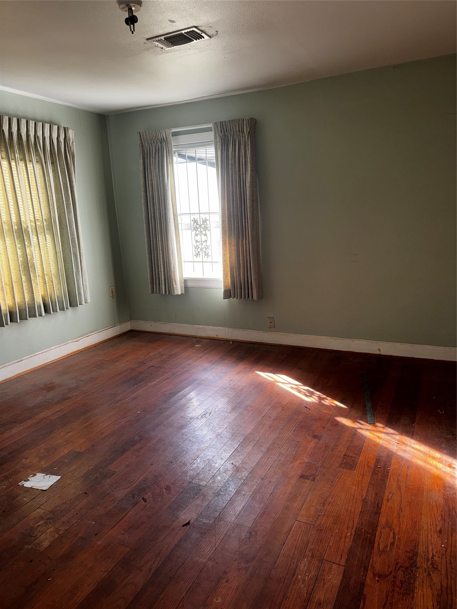 7119 Ley Road, Houston, TX 77028