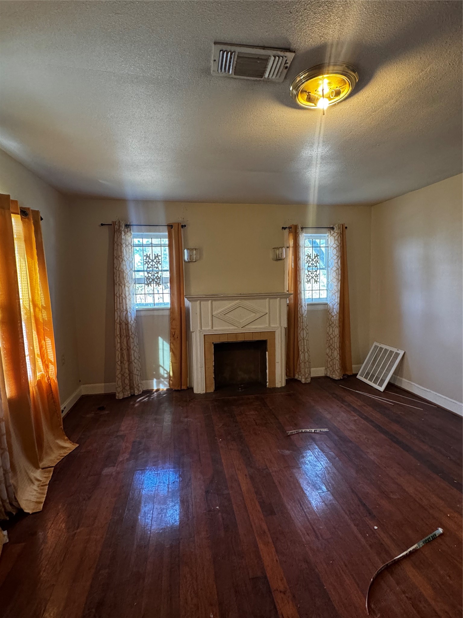 7119 Ley Road, Houston, TX 77028