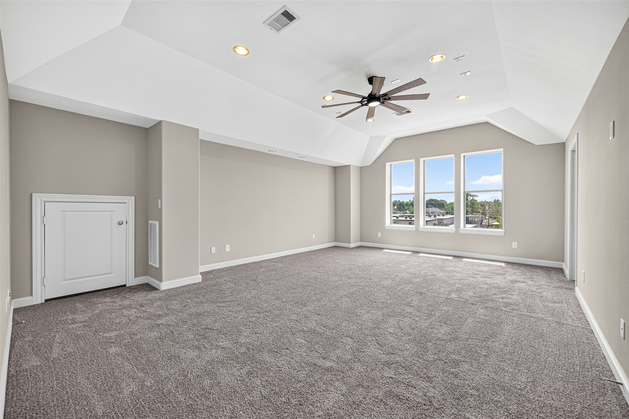 9948 Woodwind Lane N, Houston, TX 77025