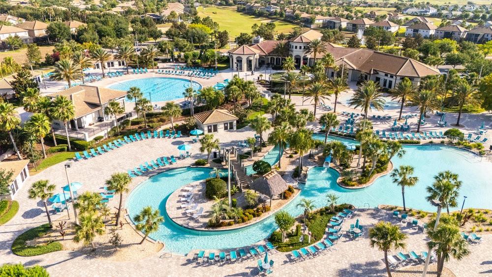 Lazy River/Pool