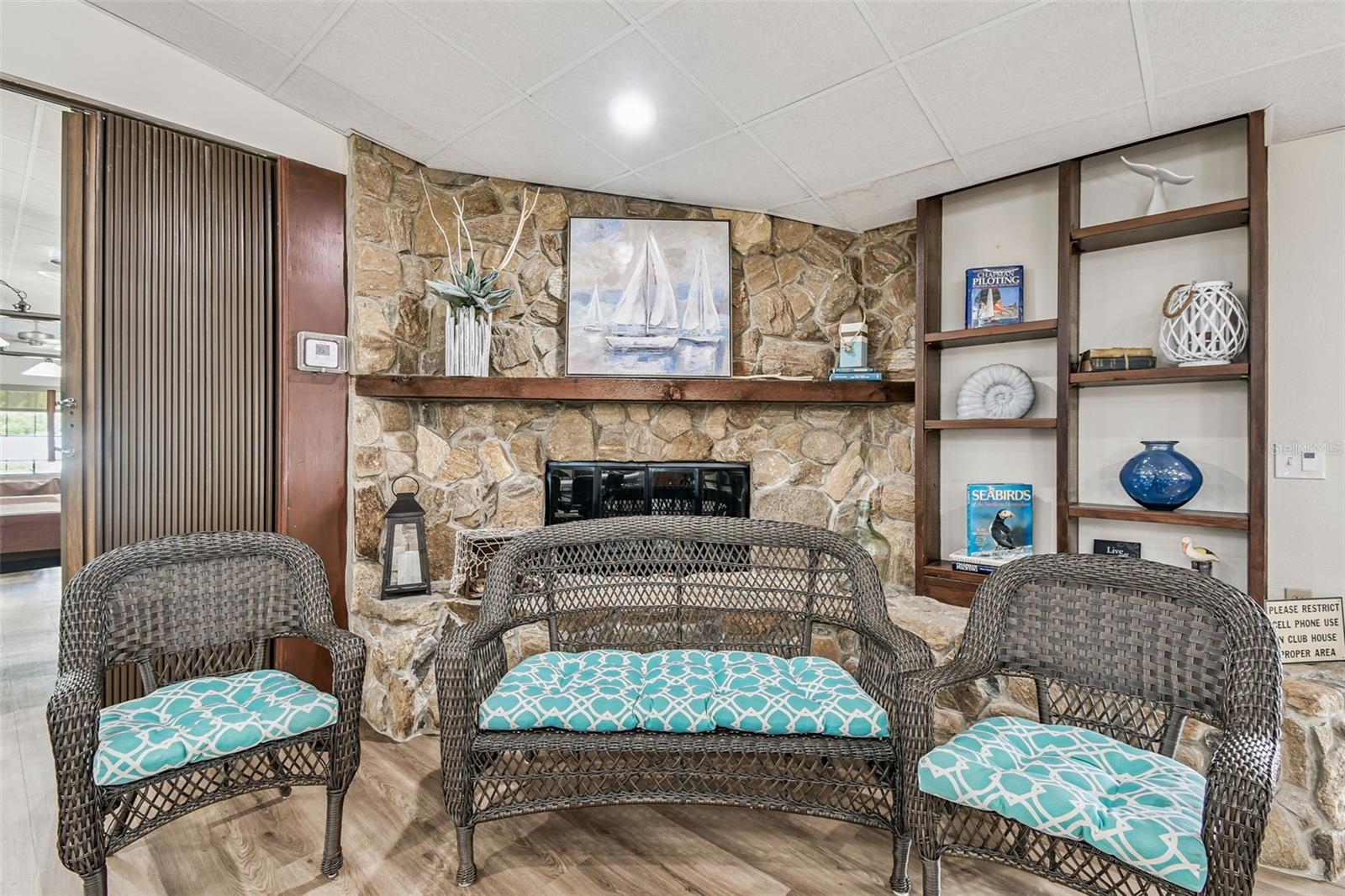 7301 29TH AVE DR W, #202, Bradenton, FL 34209