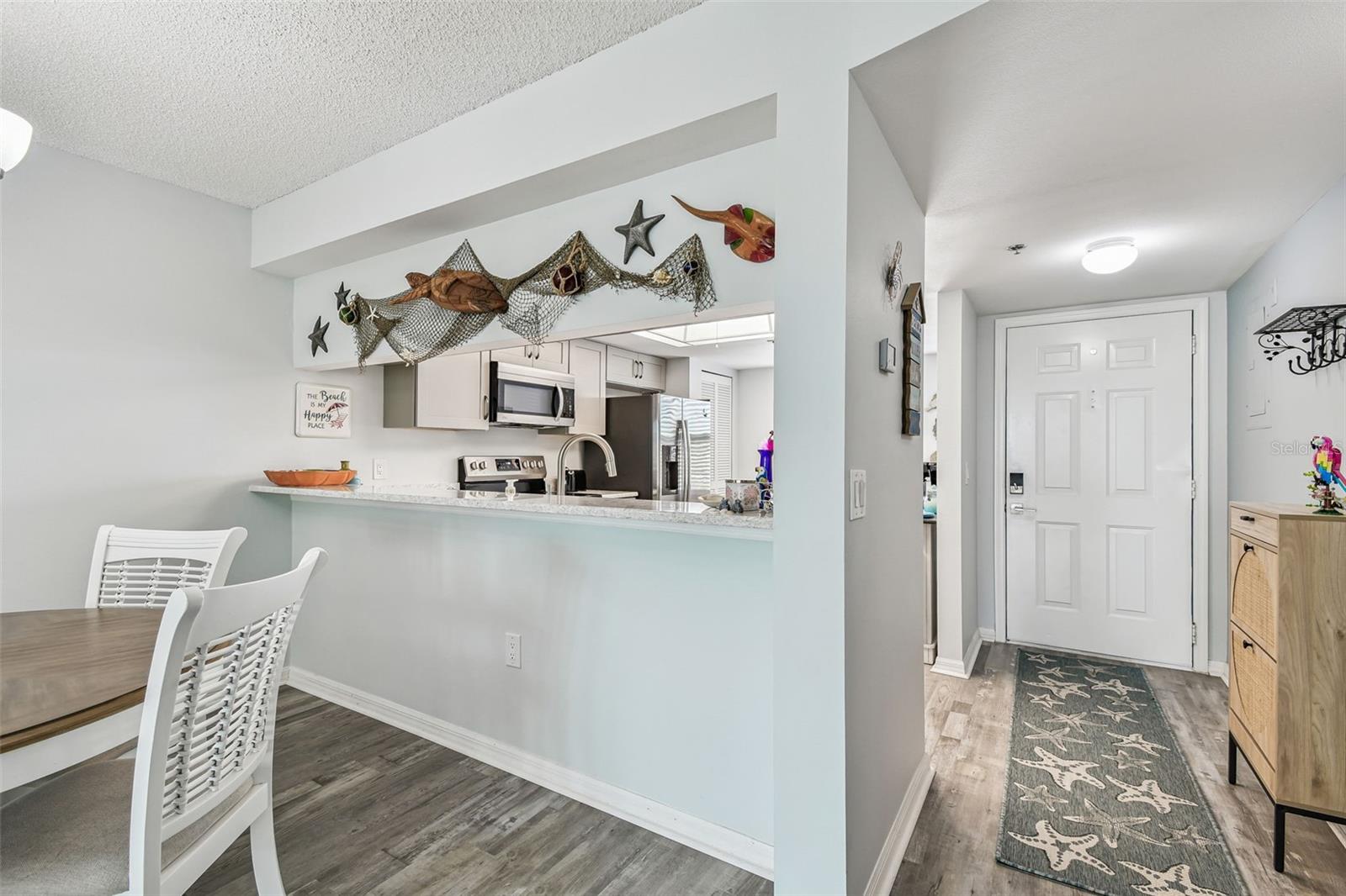 7301 29TH AVE DR W, #202, Bradenton, FL 34209