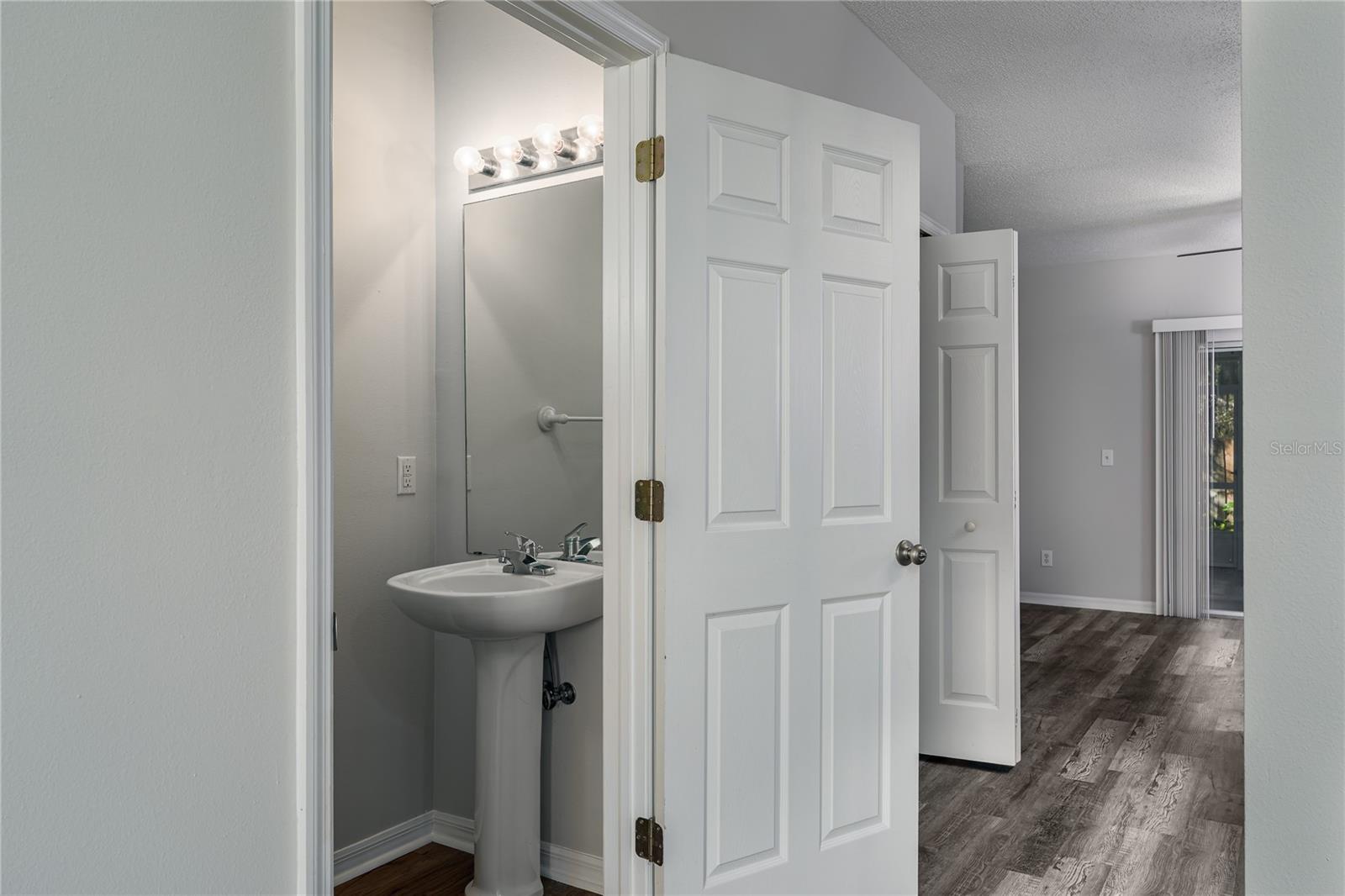 6213 OSPREY LAKE CIRCLE, Riverview, FL 33578 6213 OSPREY LAKE CIRCLE, Riverview, FL 33578