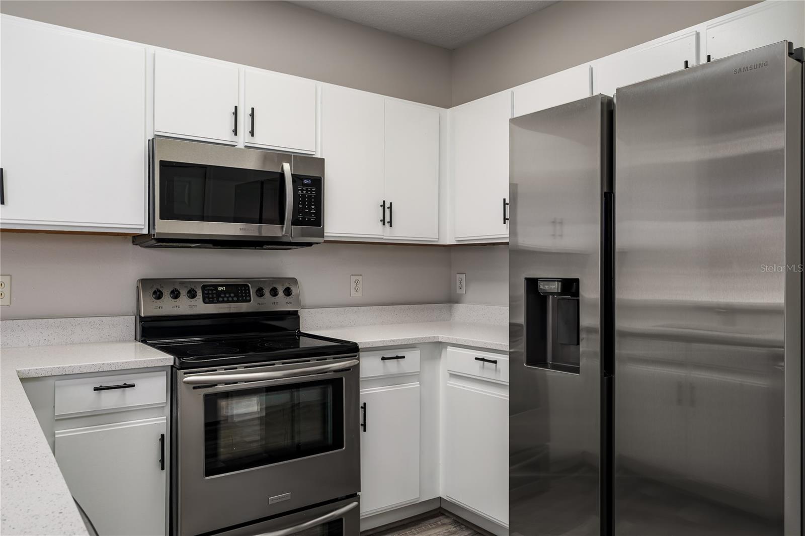 6213 OSPREY LAKE CIRCLE, Riverview, FL 33578 6213 OSPREY LAKE CIRCLE, Riverview, FL 33578