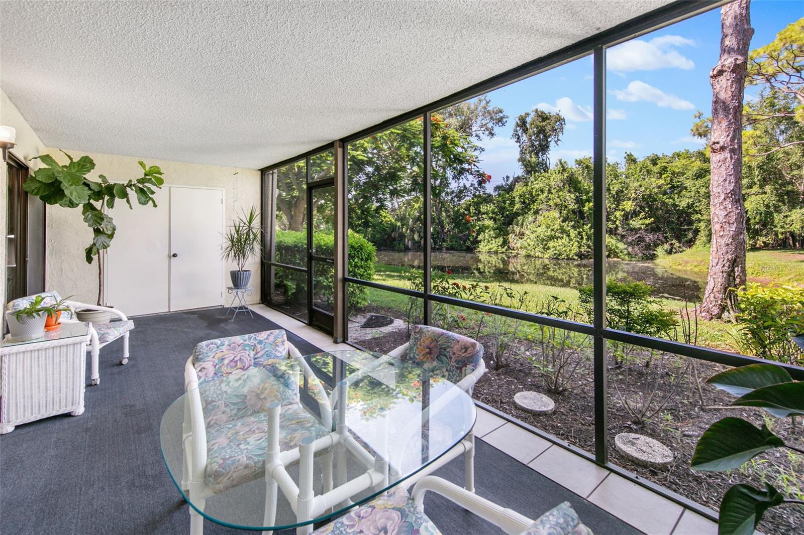 611 WOODLAWN DRIVE, #611, Bradenton, FL 34210