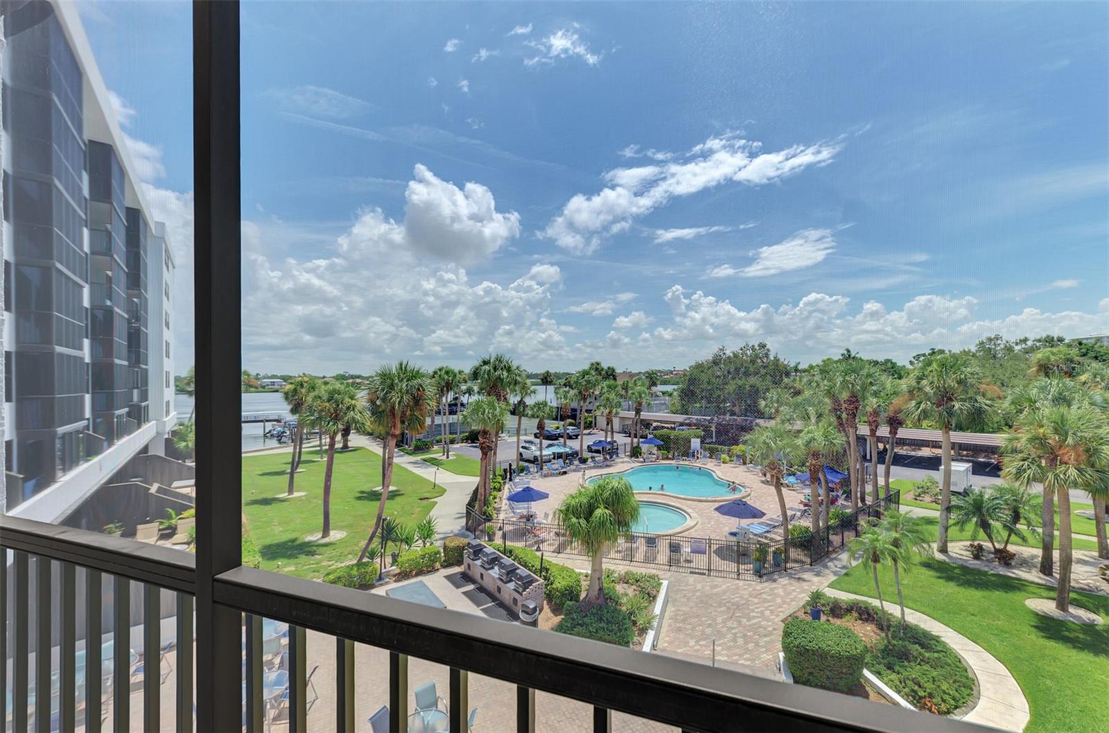 5855 MIDNIGHT PASS ROAD, #333, Sarasota, FL 34242