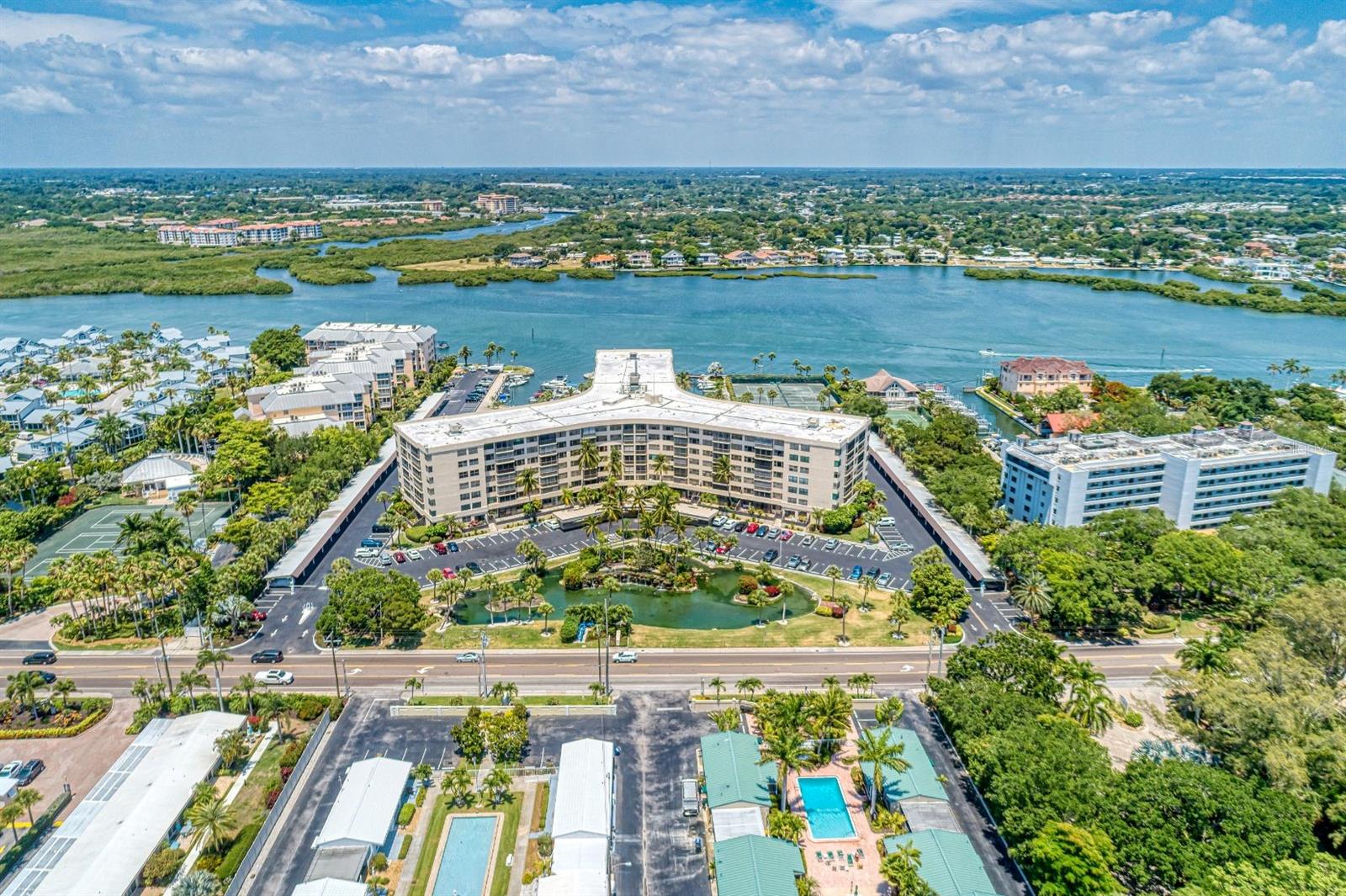5855 MIDNIGHT PASS ROAD, #333, Sarasota, FL 34242 5855 MIDNIGHT PASS ROAD, #333, Sarasota, FL 34242