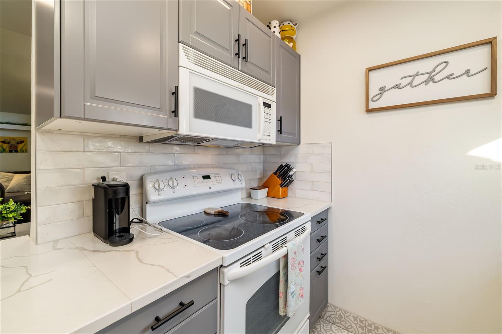 5023 VILLAGE GARDENS DRIVE, #29, Sarasota, FL 34234