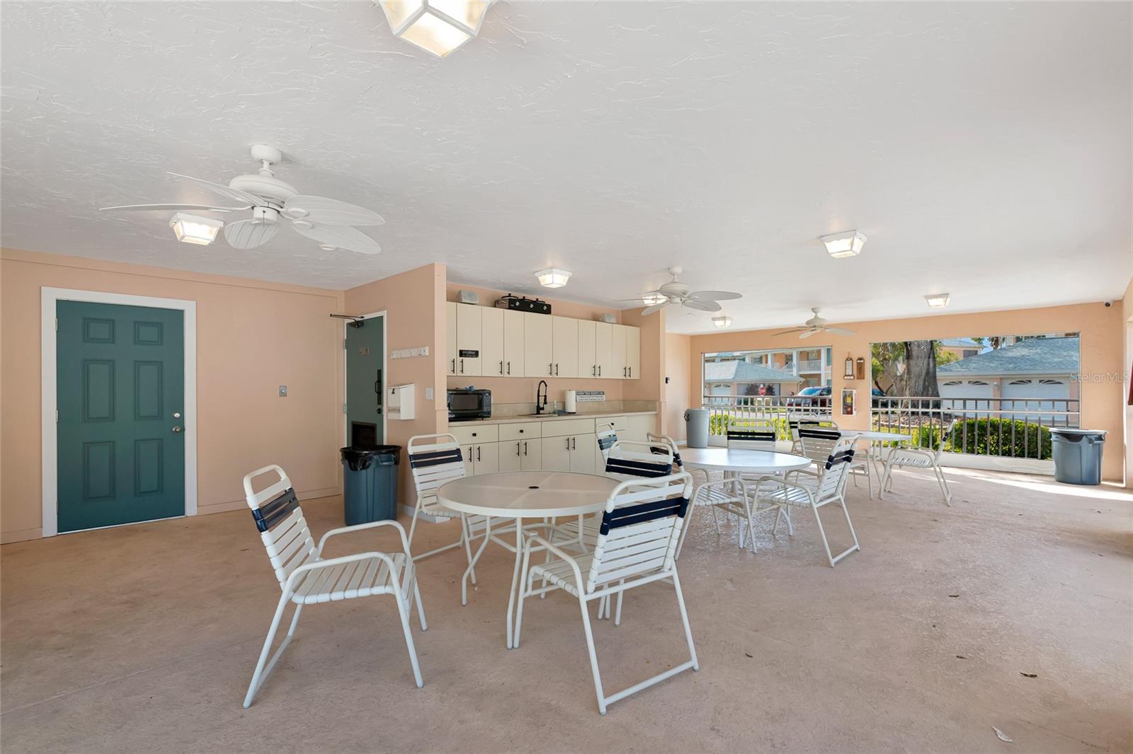 4206 CADDIE DRIVE E, #201, Bradenton, FL 34203