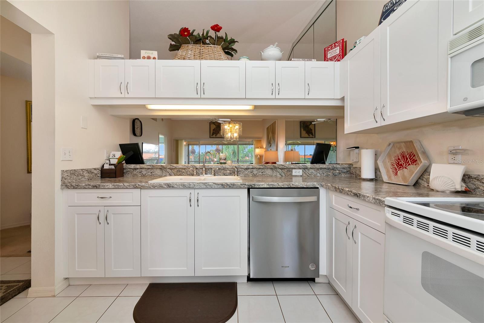 4206 CADDIE DRIVE E, #201, Bradenton, FL 34203
