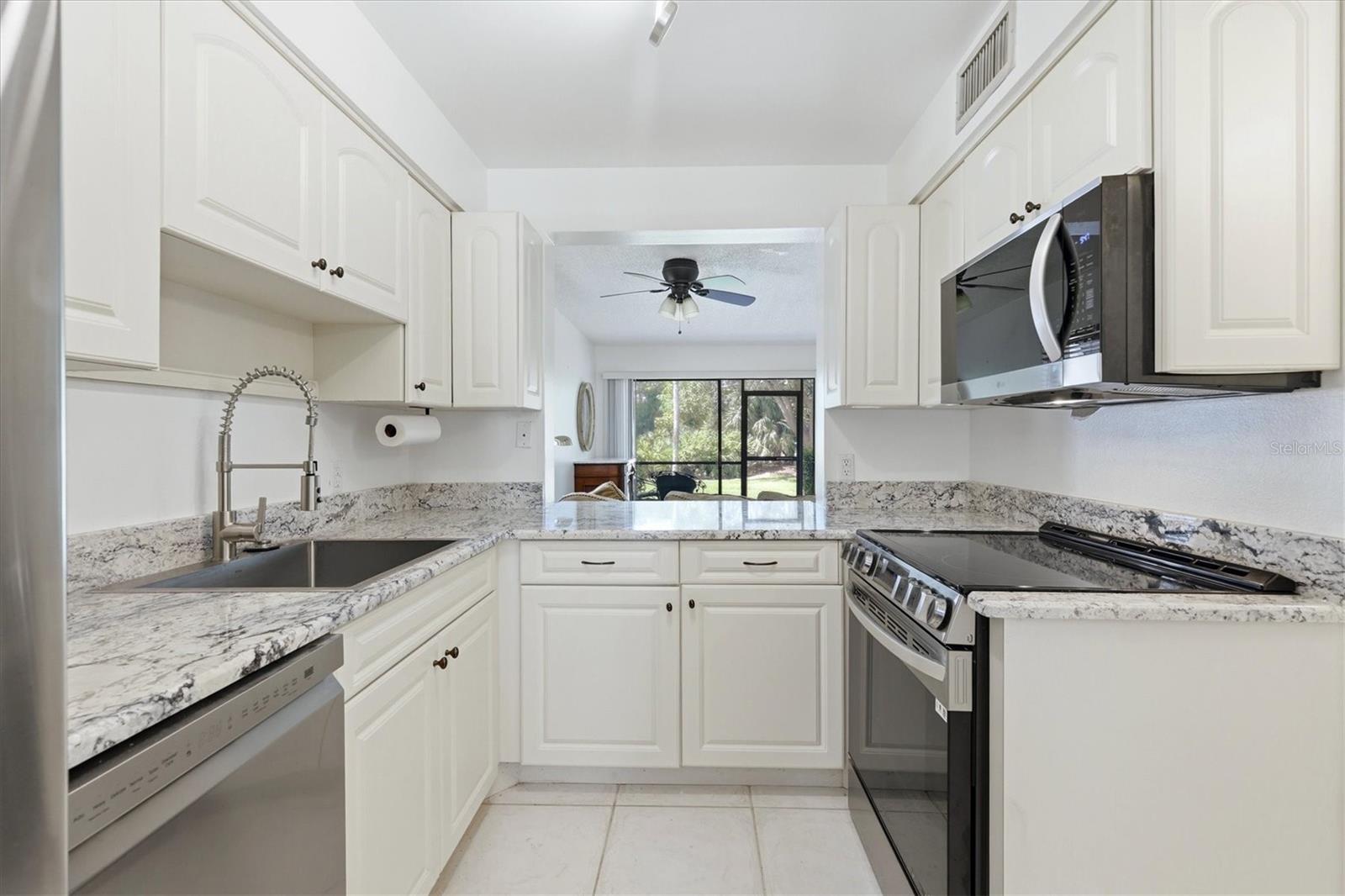 4528 LONGWATER, #35, Sarasota, FL 34235