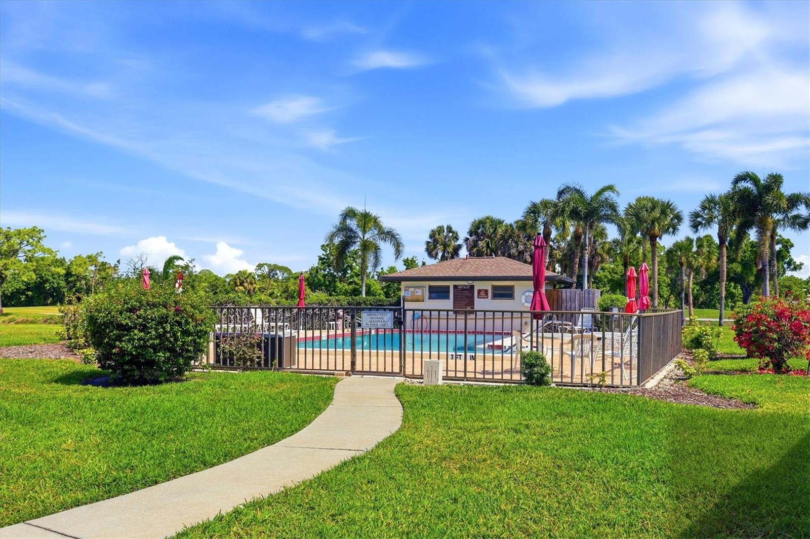 4528 LONGWATER, #35, Sarasota, FL 34235
