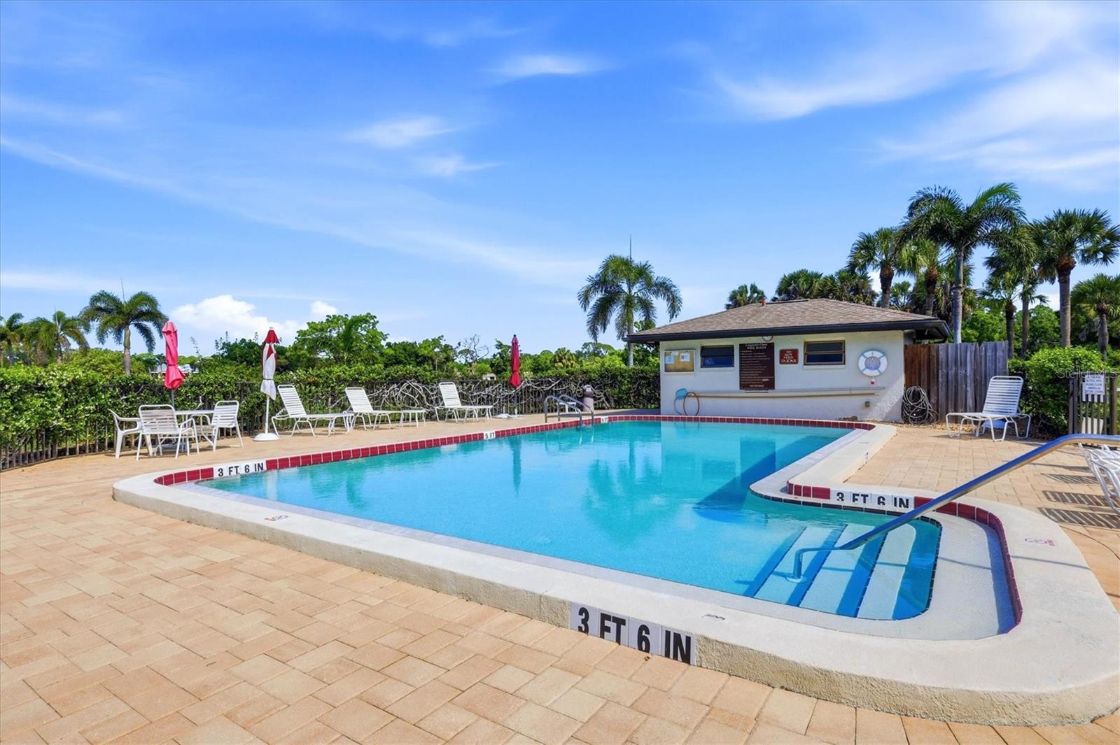 4528 LONGWATER, #35, Sarasota, FL 34235