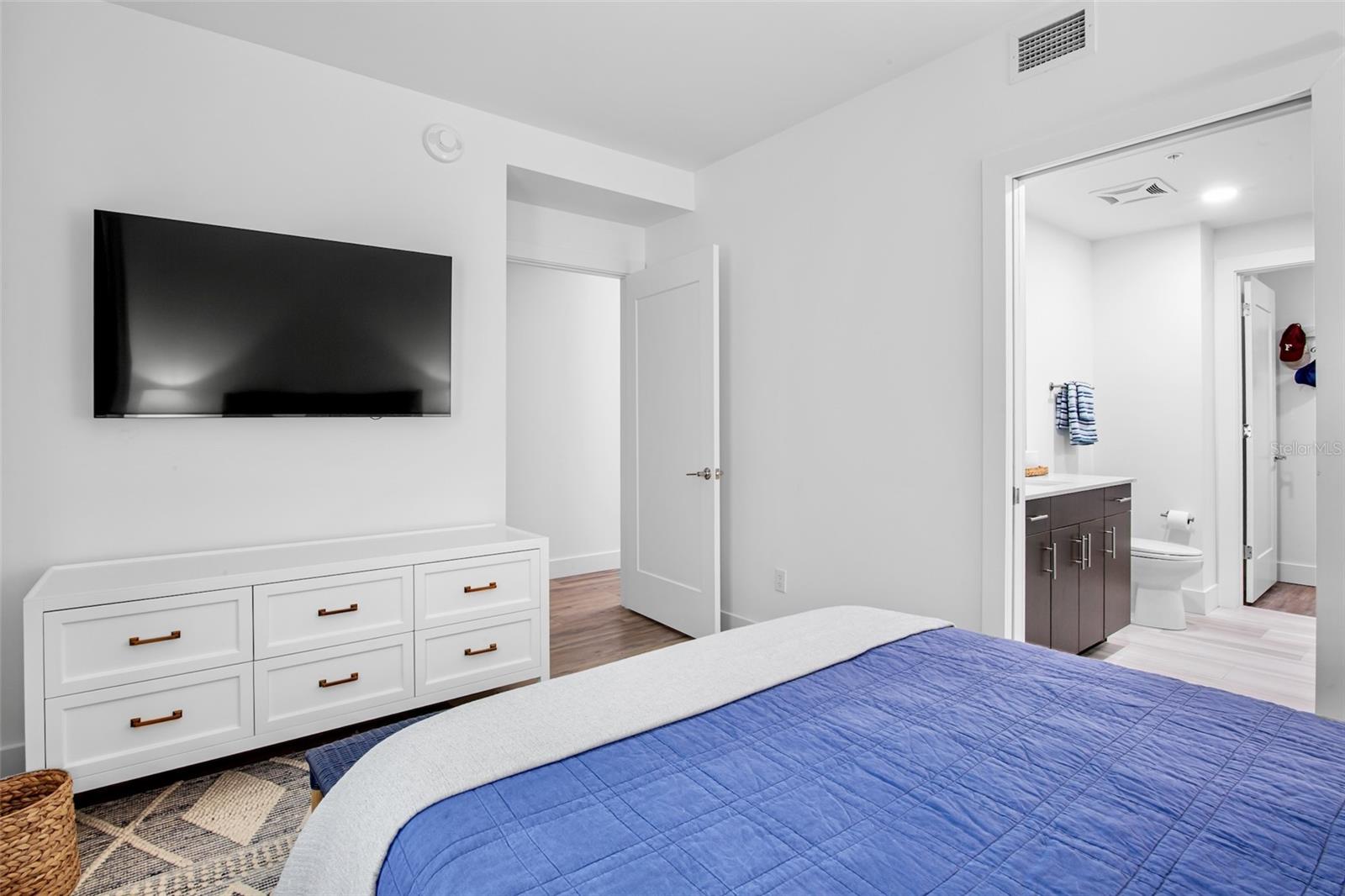 1709 N TAMIAMI TRAIL, #416, Sarasota, FL 34234