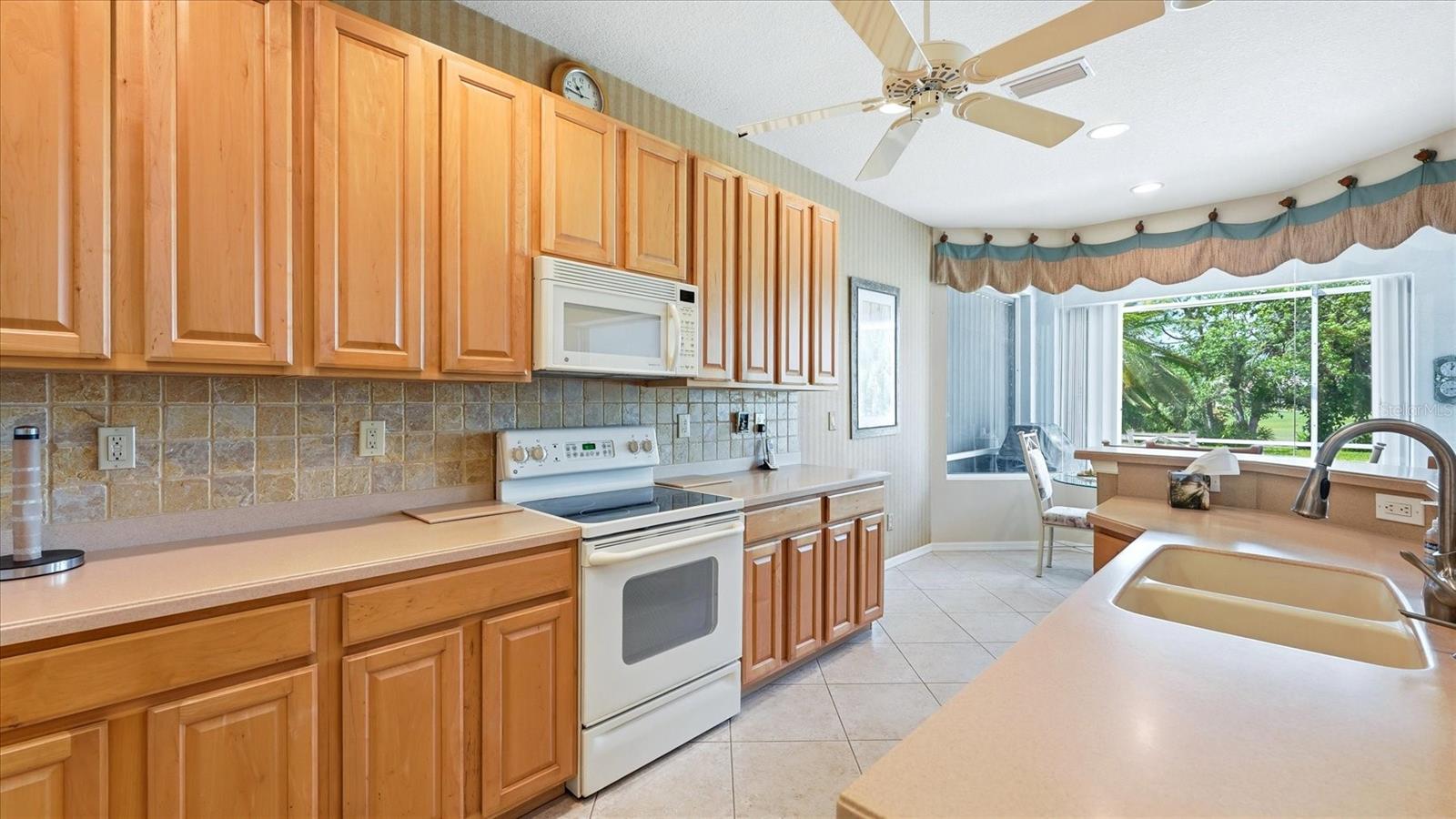 5704 WHITE JASMINE WAY, North Port, FL 34287