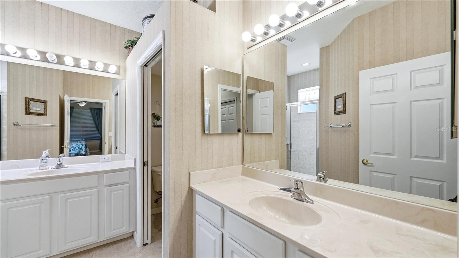 5704 WHITE JASMINE WAY, North Port, FL 34287