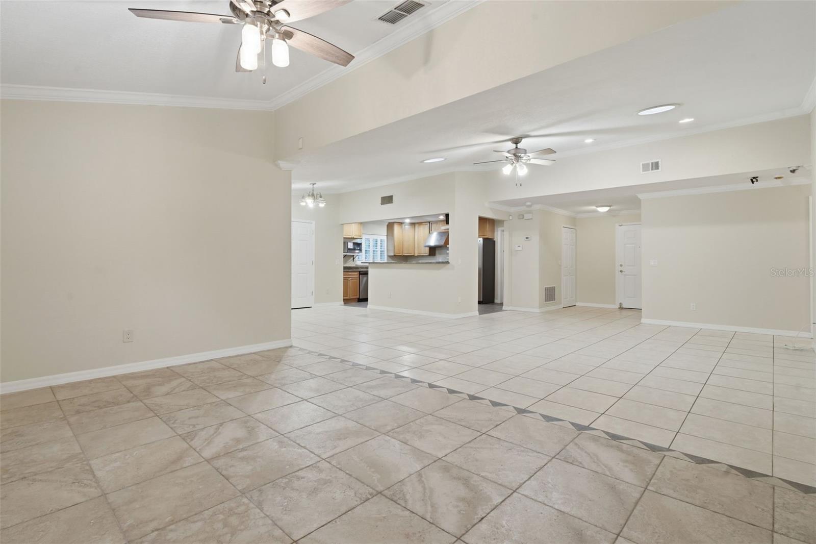 8423 BERMUDA DUNES DRIVE, Orlando, FL 32819