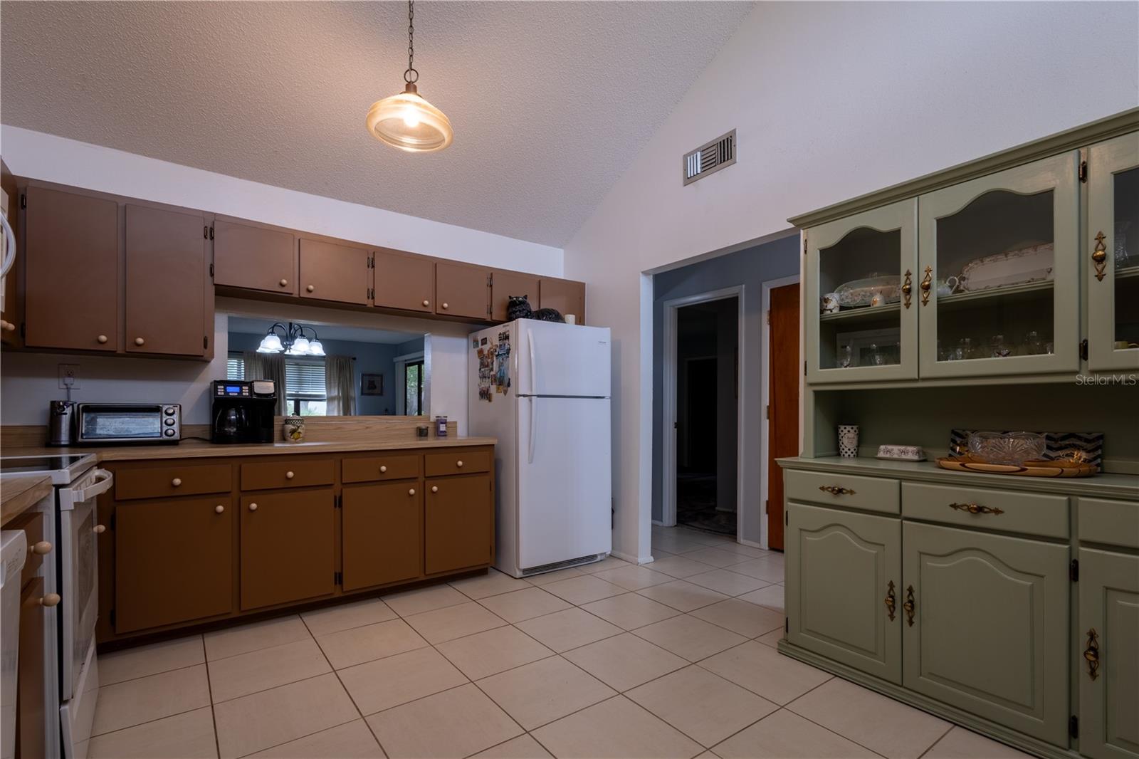 7913 PINEGLEN COURT, #34, Sarasota, FL 34238 7913 PINEGLEN COURT, #34, Sarasota, FL 34238