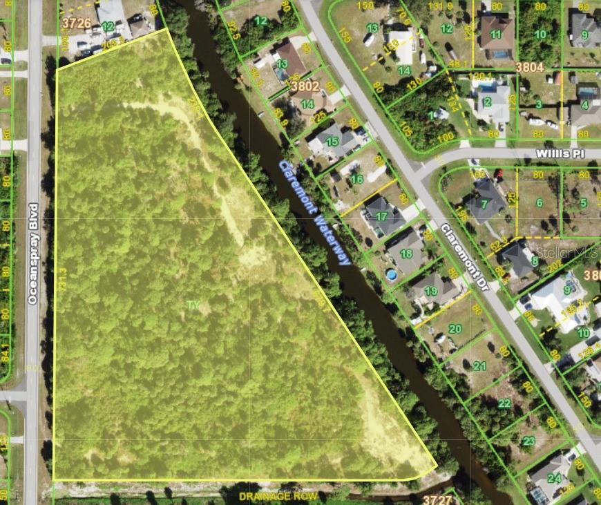 Aerial view - lot outlined as Entire Parcel (550k) Aerial view - lot outlined as Entire Parcel (550k)
