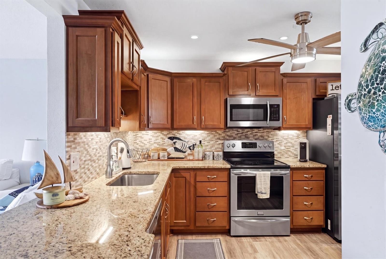 4040 IRONWOOD CIRCLE, #304F, Bradenton, FL 34209