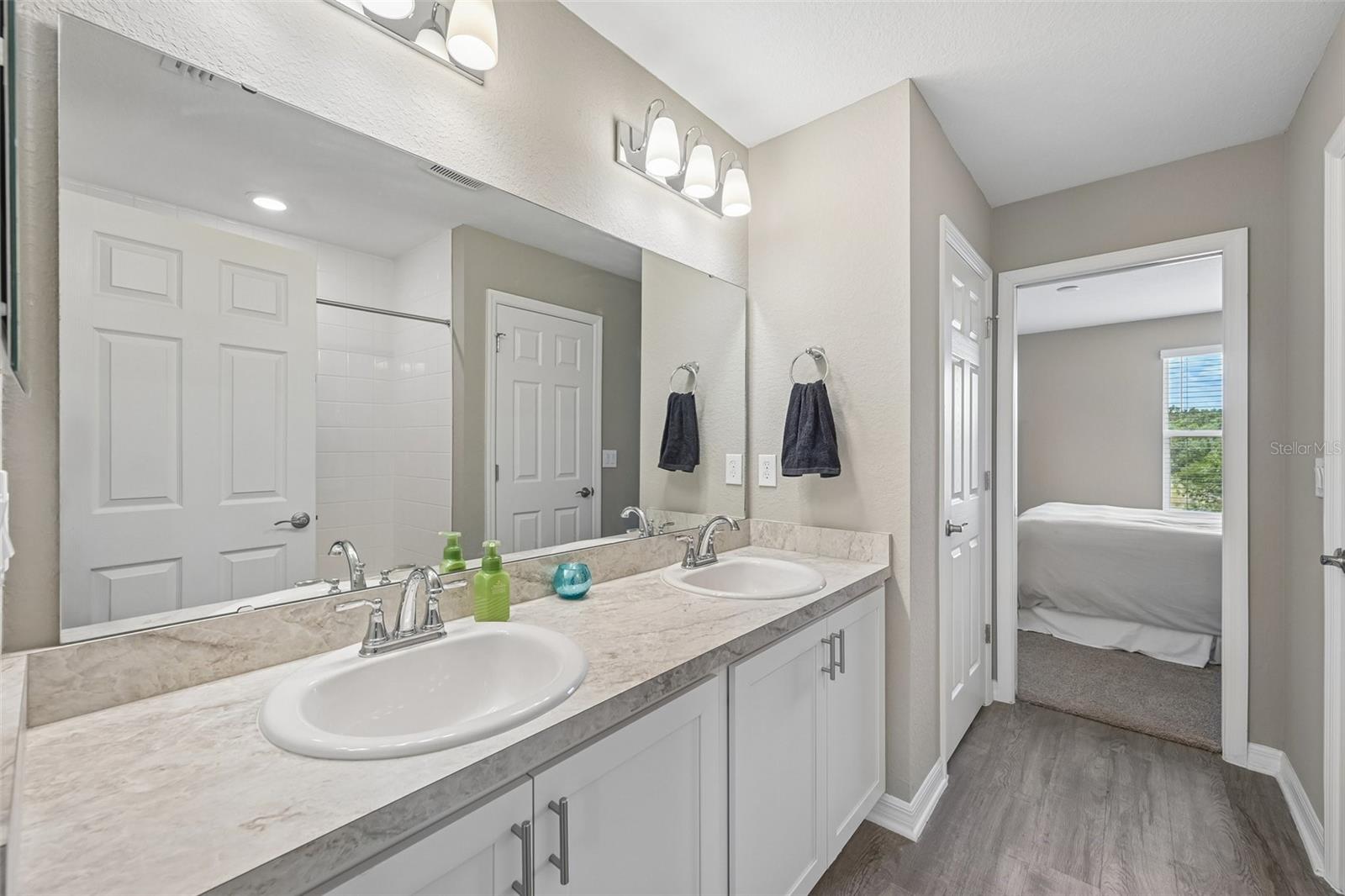 jack and Jill bathroom