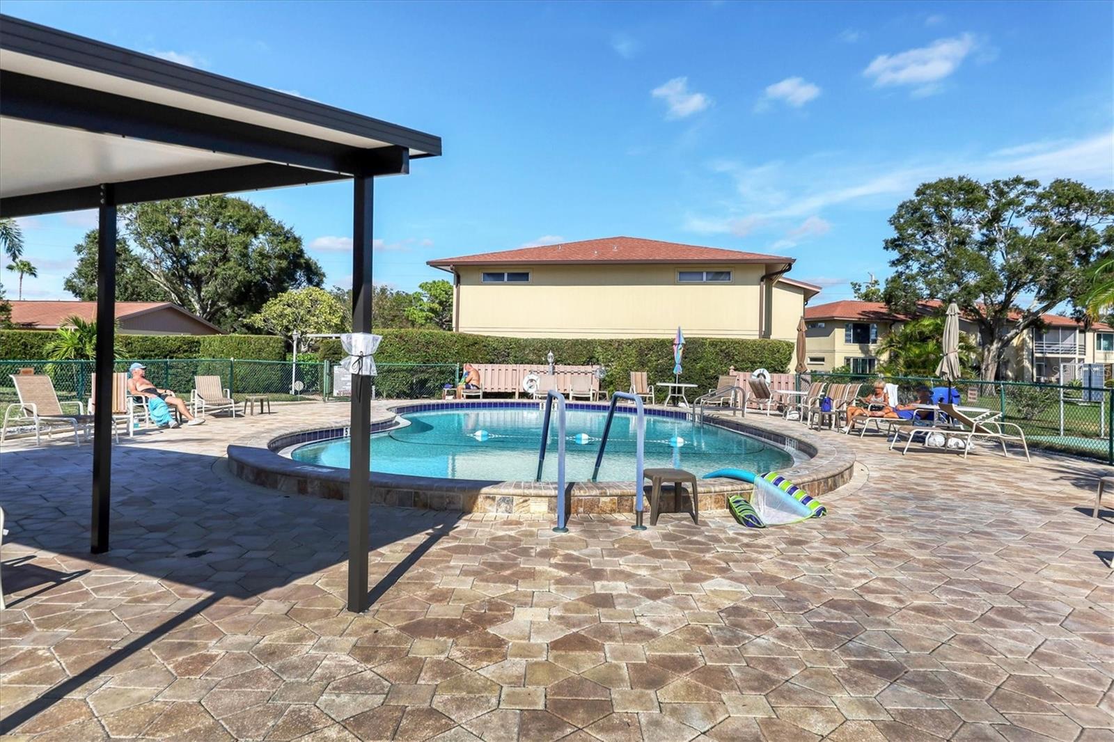 Lakeside heated Pool