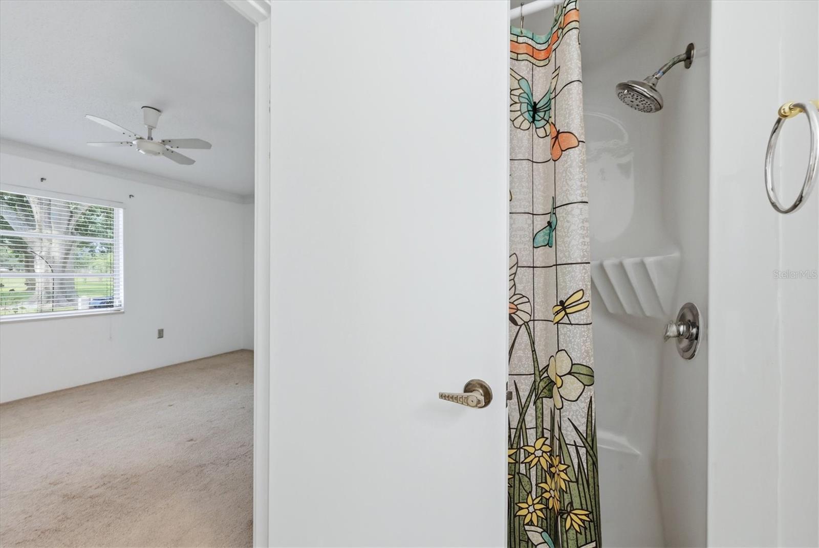 En-suite shower