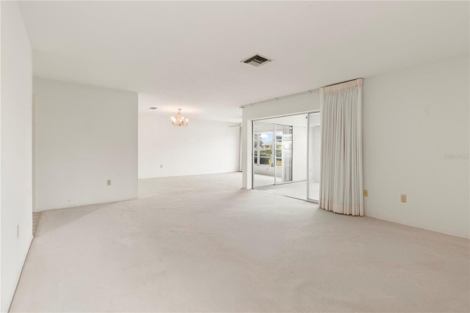 7011 10TH AVENUE W, Bradenton, FL 34209