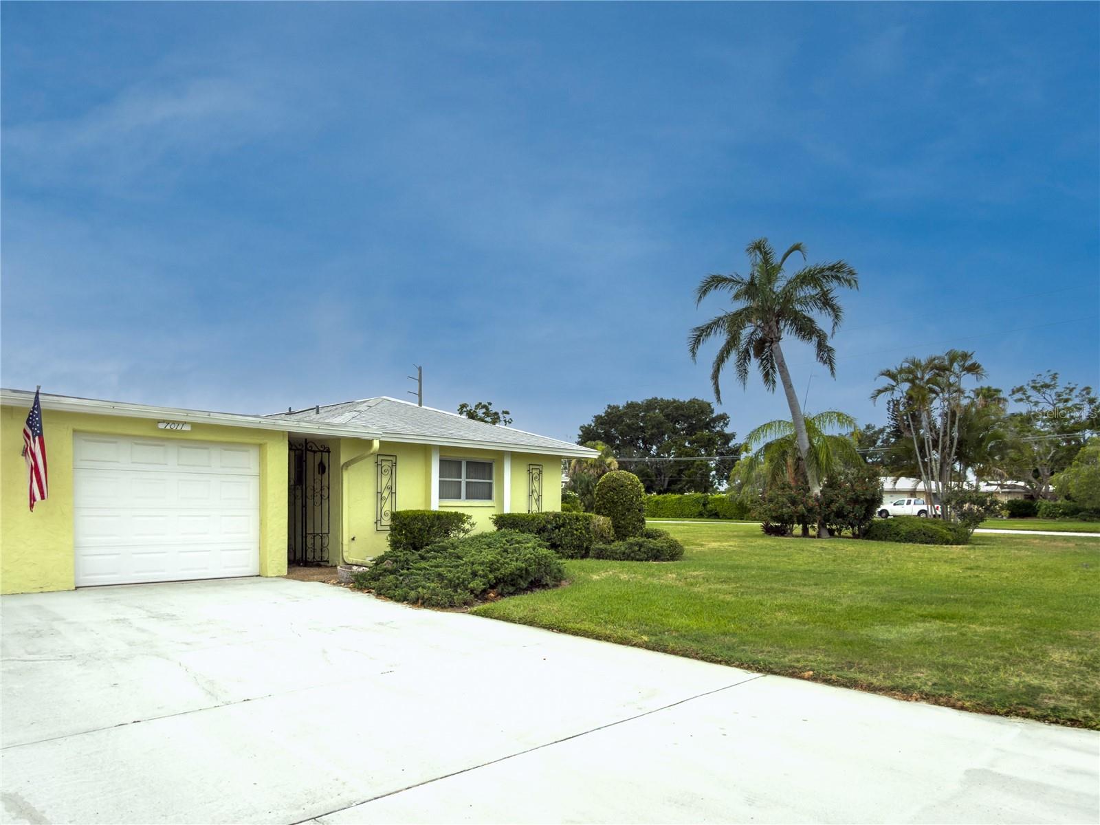7011 10TH AVENUE W, Bradenton, FL 34209