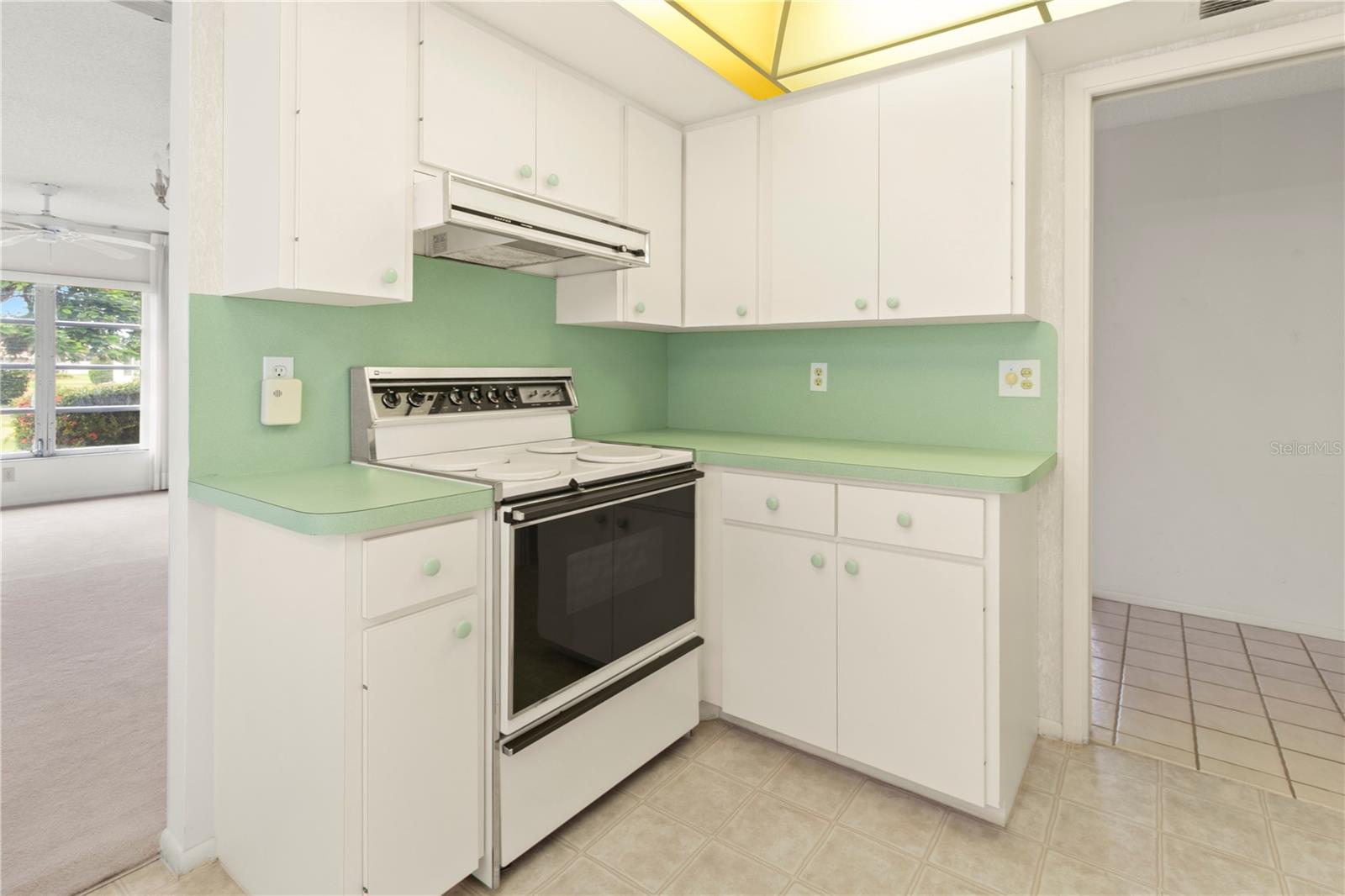7011 10TH AVENUE W, Bradenton, FL 34209