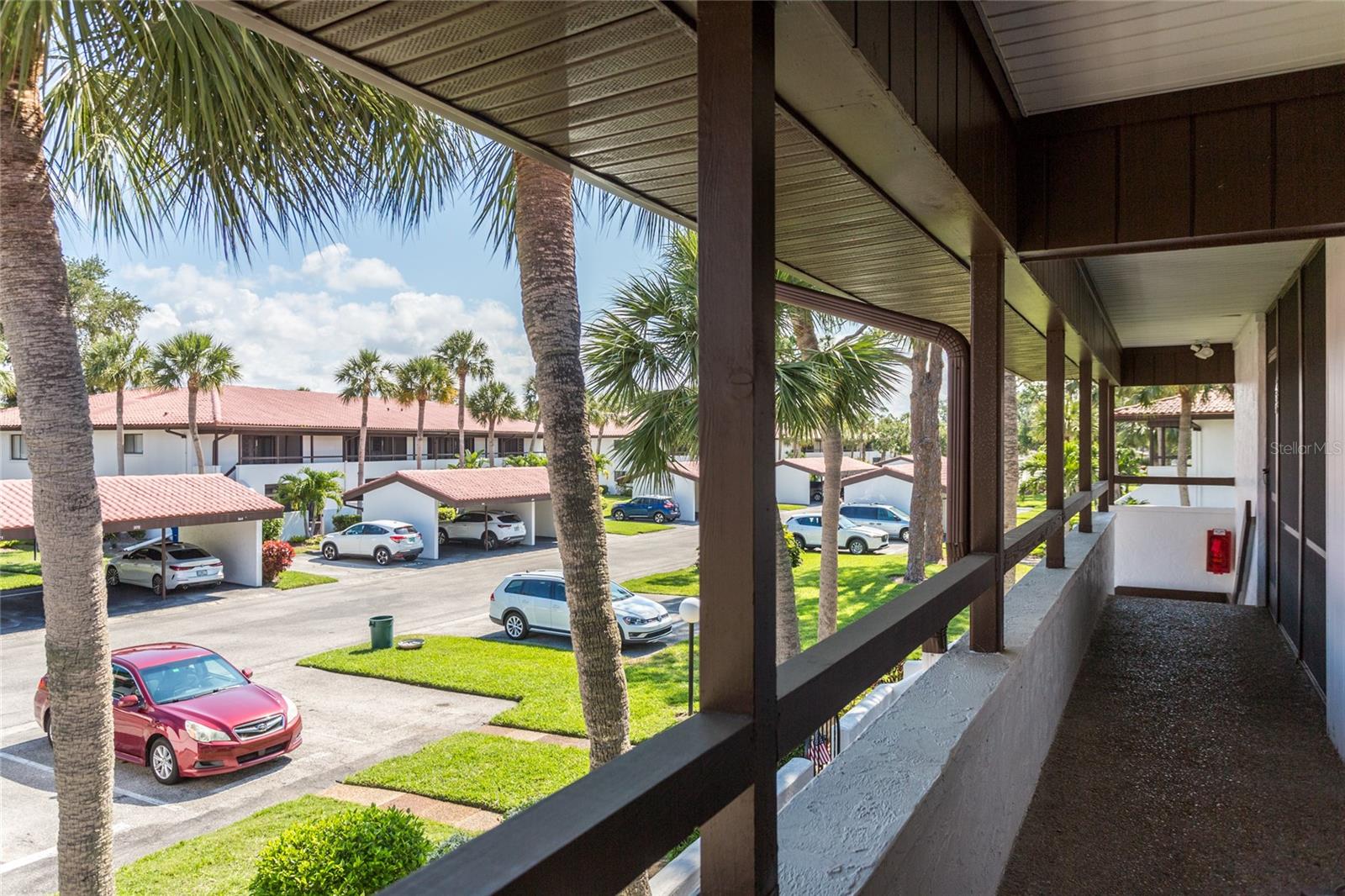 Front Lanai View