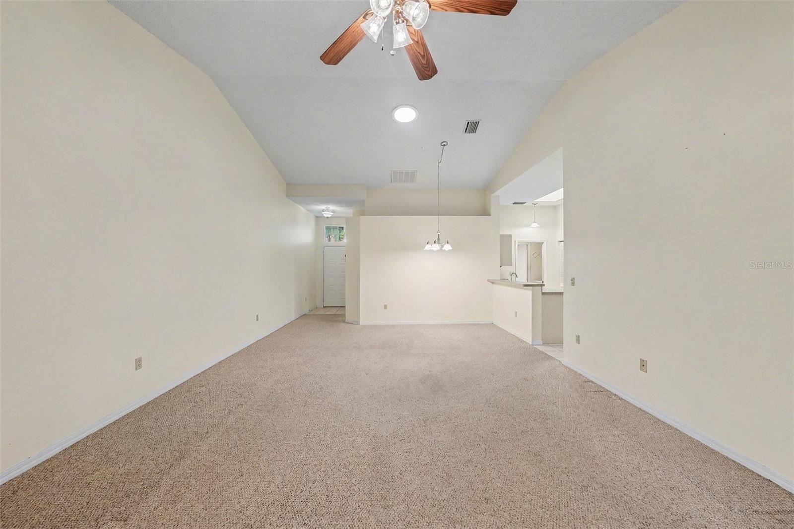 2437 NANTUCKET HARBOR LOOP, #2437, Sun City Center, FL 33573