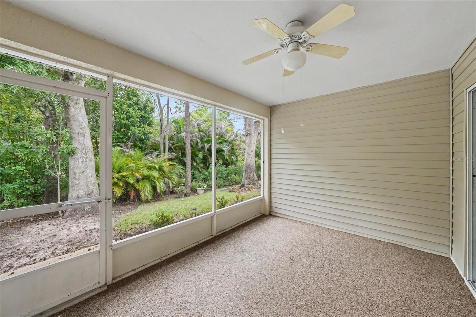 2437 NANTUCKET HARBOR LOOP, #2437, Sun City Center, FL 33573