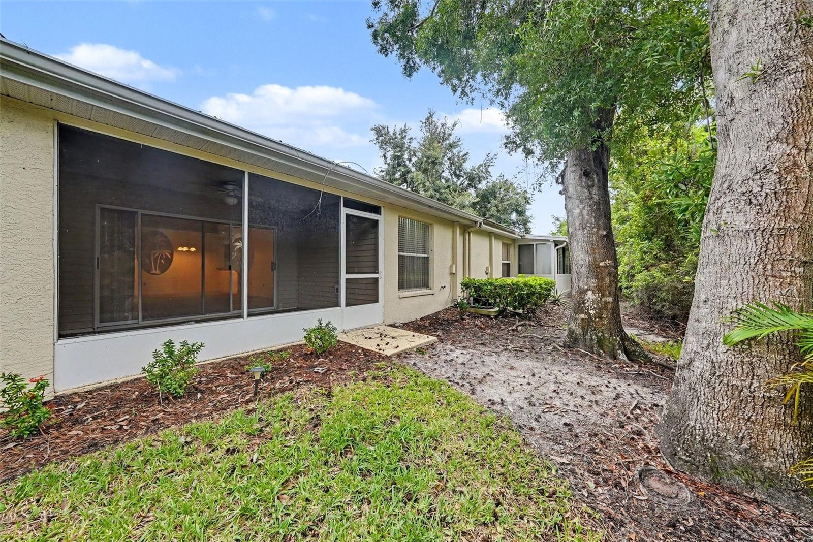 2437 NANTUCKET HARBOR LOOP, #2437, Sun City Center, FL 33573
