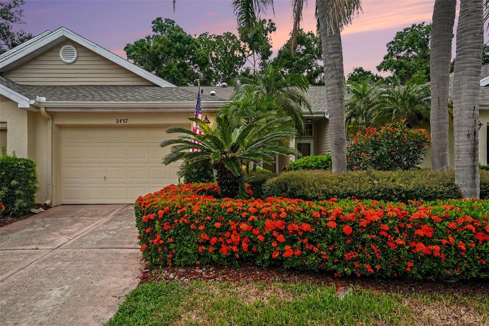 2437 NANTUCKET HARBOR LOOP, #2437, Sun City Center, FL 33573