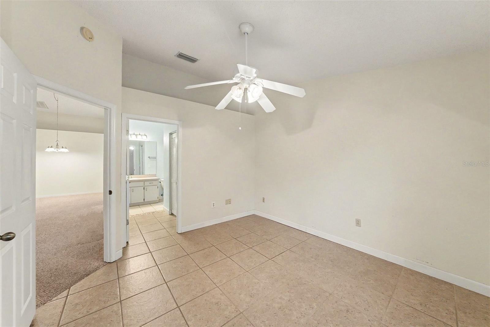 2437 NANTUCKET HARBOR LOOP, #2437, Sun City Center, FL 33573