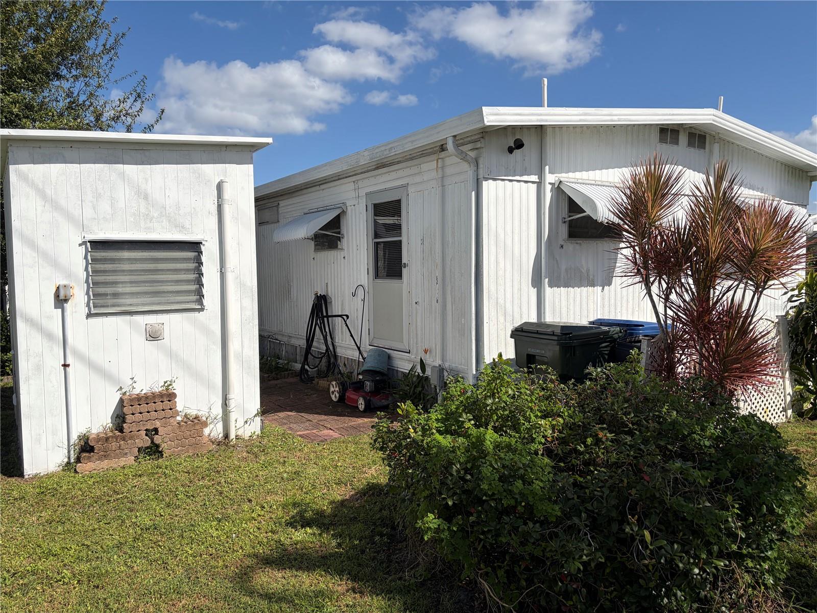 4949 OAKLAND HILLS AVENUE, Sarasota, FL 34234