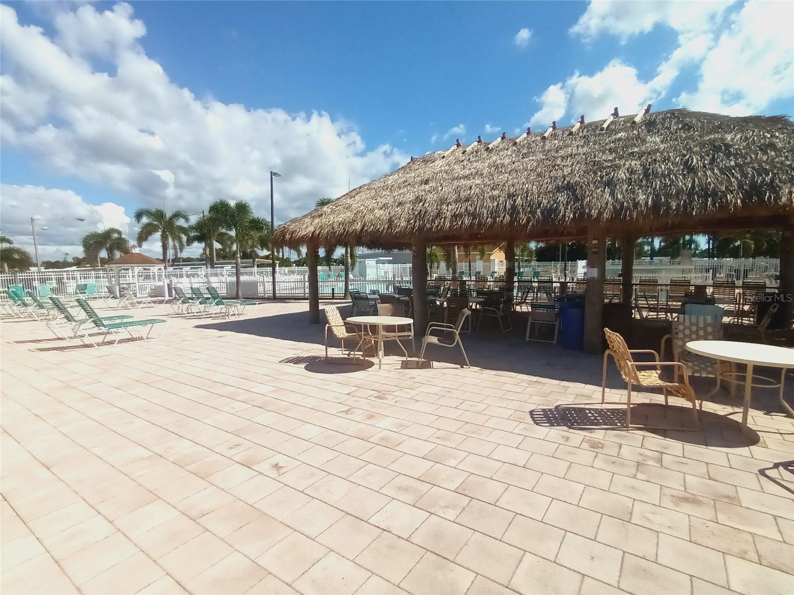 4949 OAKLAND HILLS AVENUE, Sarasota, FL 34234