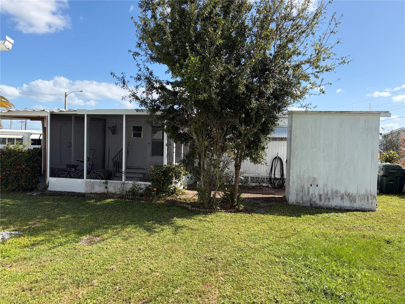 4949 OAKLAND HILLS AVENUE, Sarasota, FL 34234