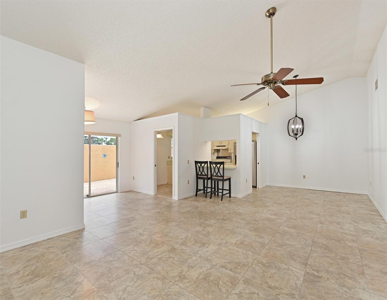 5506 37TH STREET E, #4, Bradenton, FL 34203