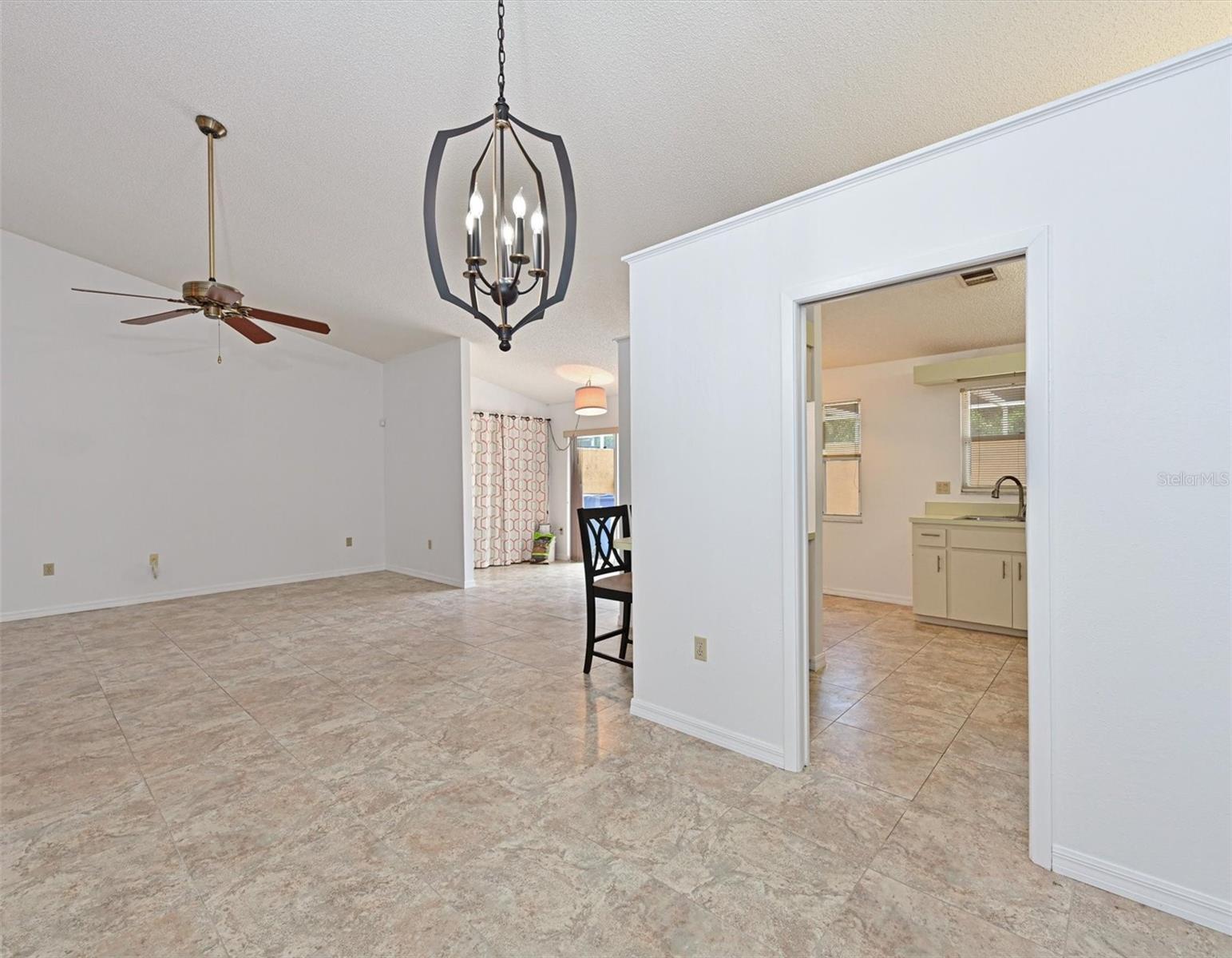 5506 37TH STREET E, #4, Bradenton, FL 34203