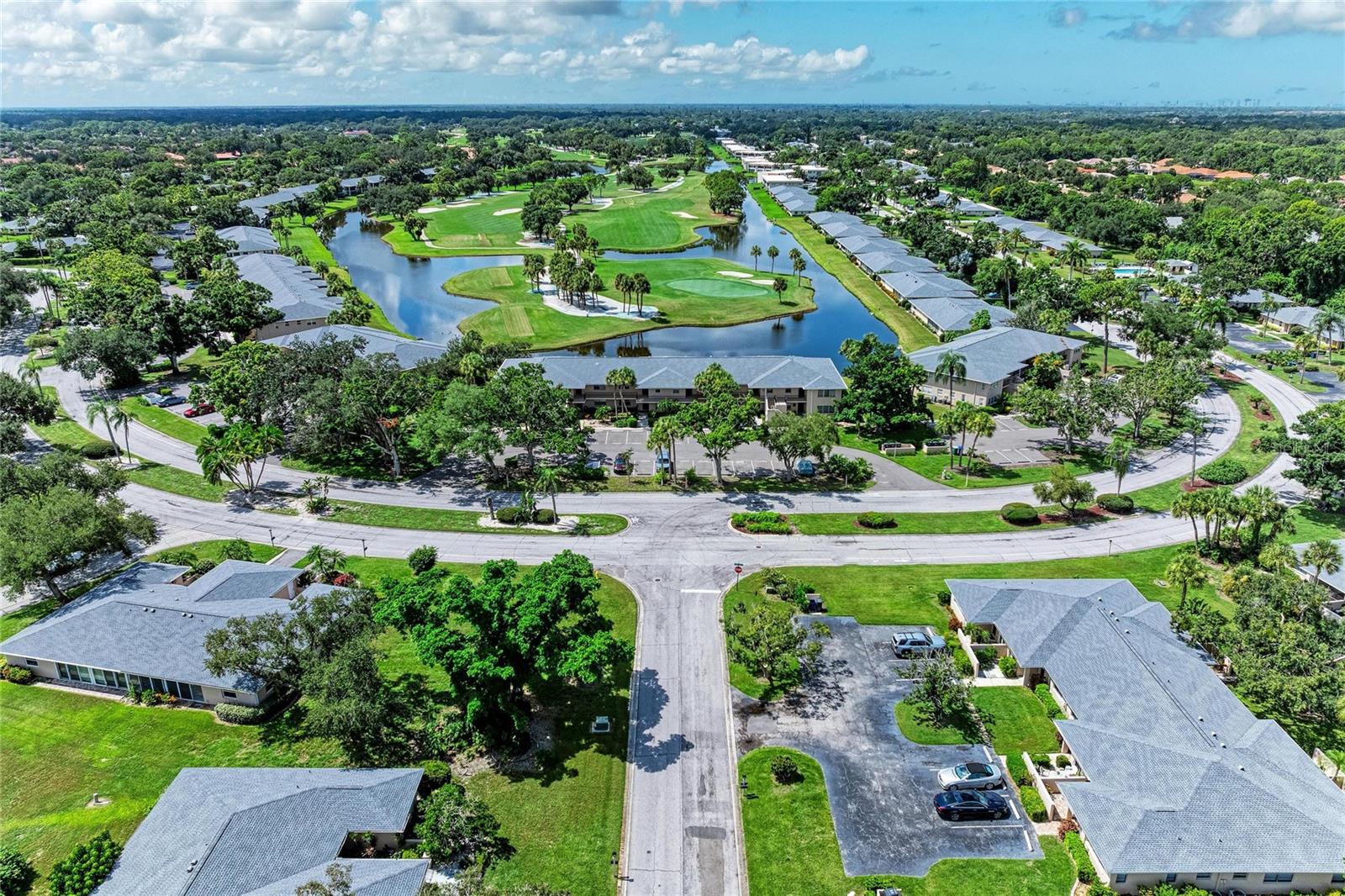 6999 W COUNTRY CLUB DRIVE N, #123, Sarasota, FL 34243