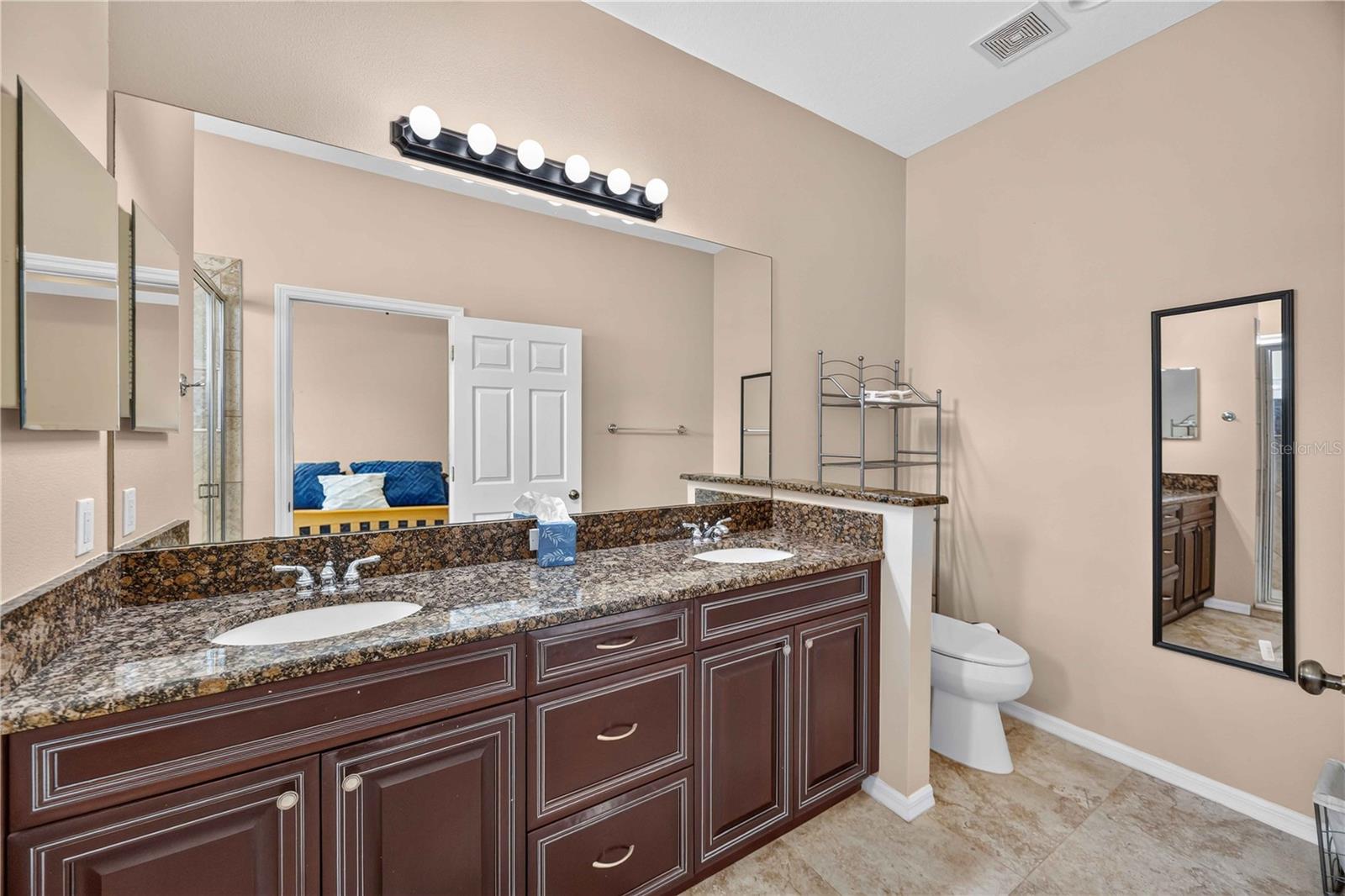 5653 WHITEHEAD STREET, Bradenton, FL 34203