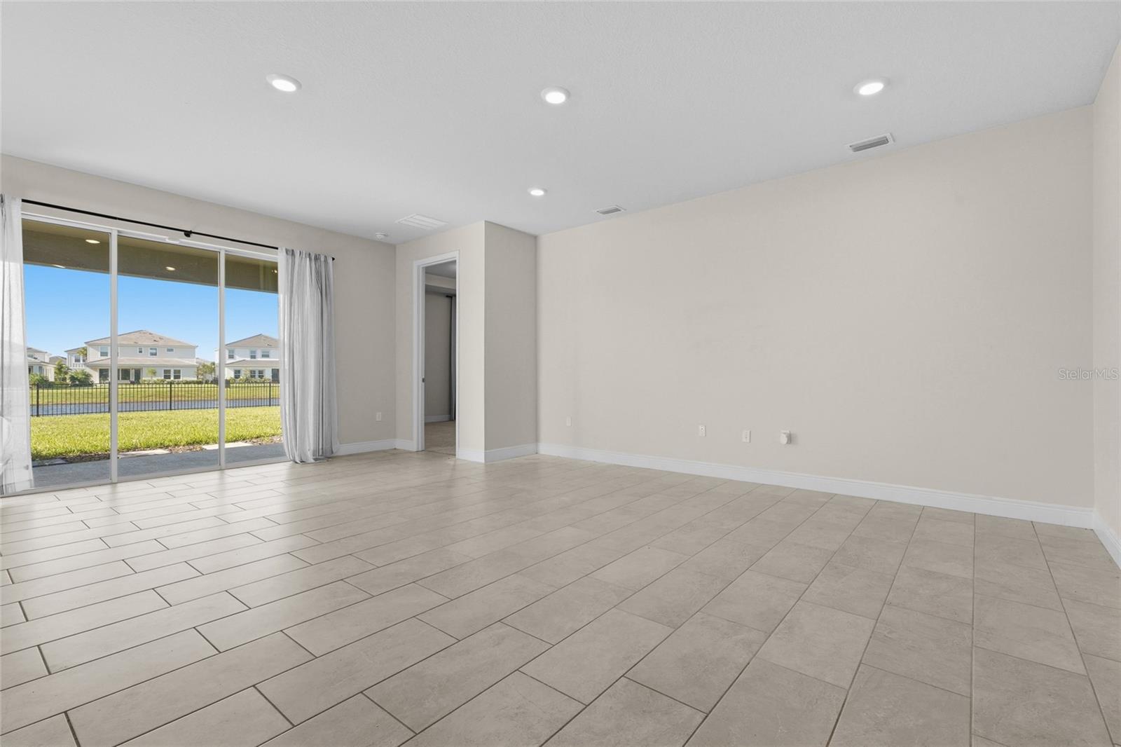 18030 TAVERNSIDE TRAIL, Bradenton, FL 34211