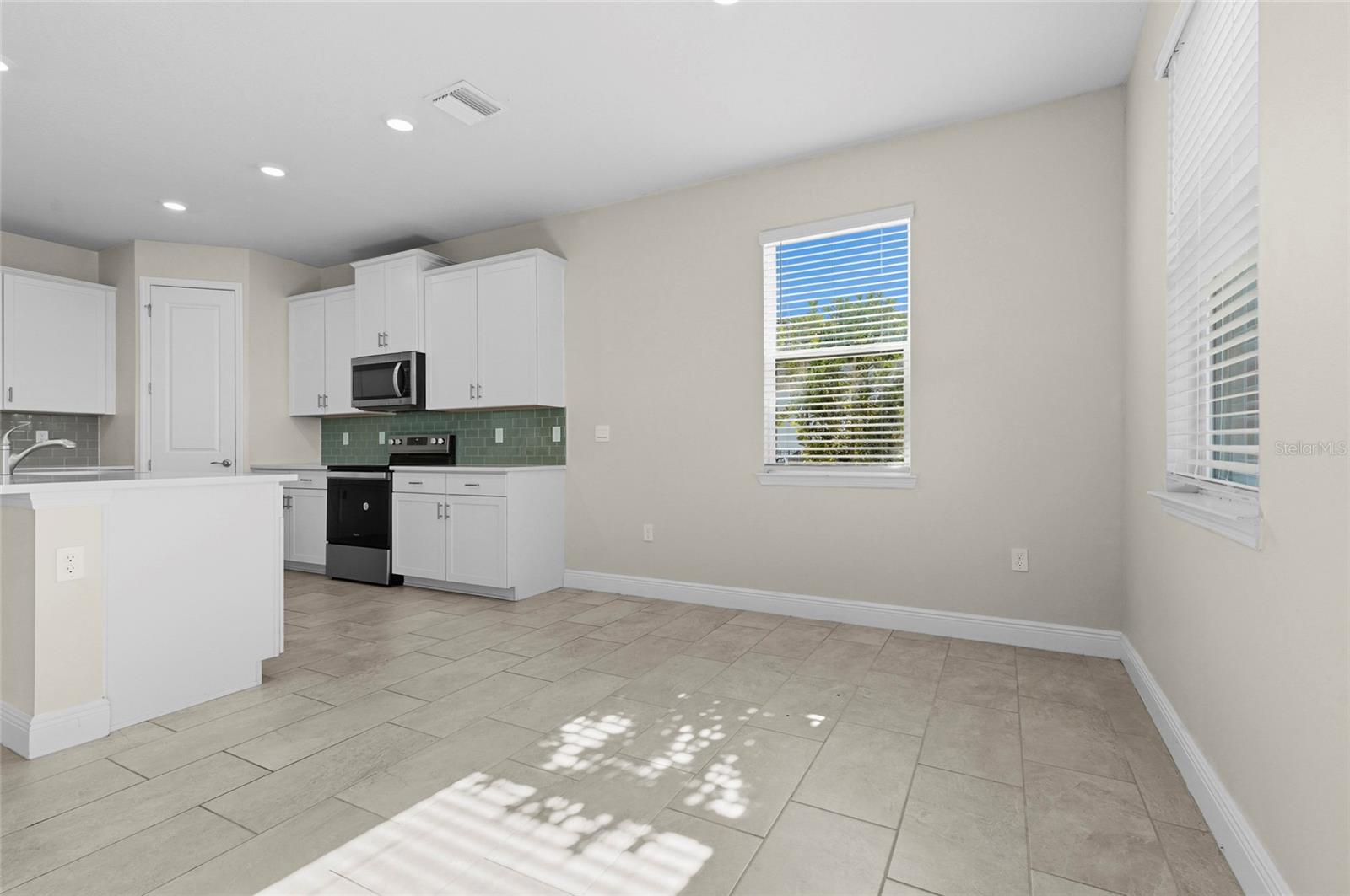 18030 TAVERNSIDE TRAIL, Bradenton, FL 34211