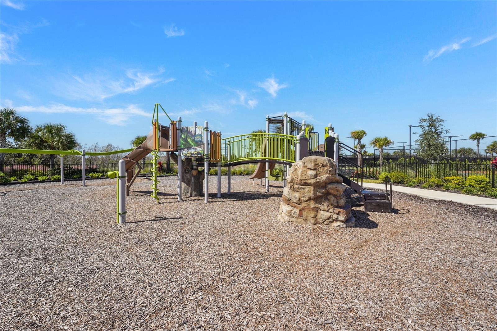 18030 TAVERNSIDE TRAIL, Bradenton, FL 34211